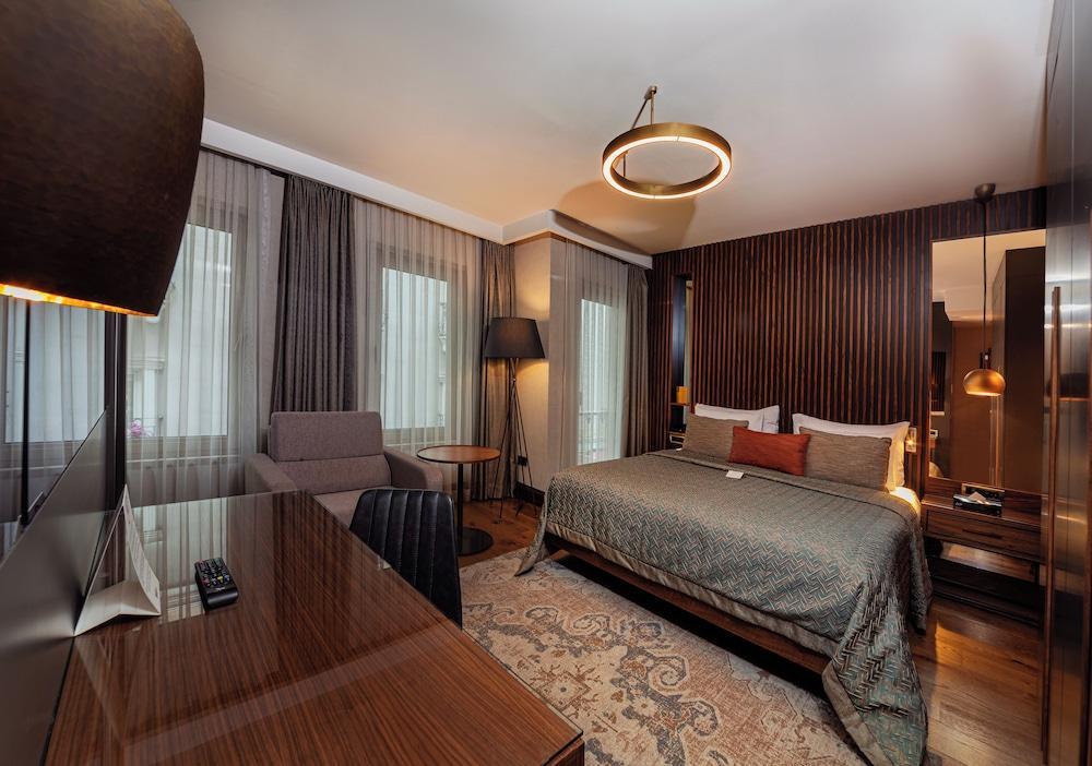 Levni Plus Hotel Room Type - Deluxe Double Room
