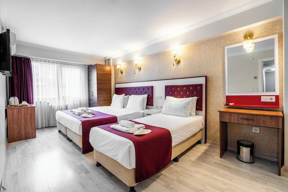 Cihangir Palace Room Type - Standard Triple Room, City View Cihangir Palace Room Type - Standard Triple Room, City View