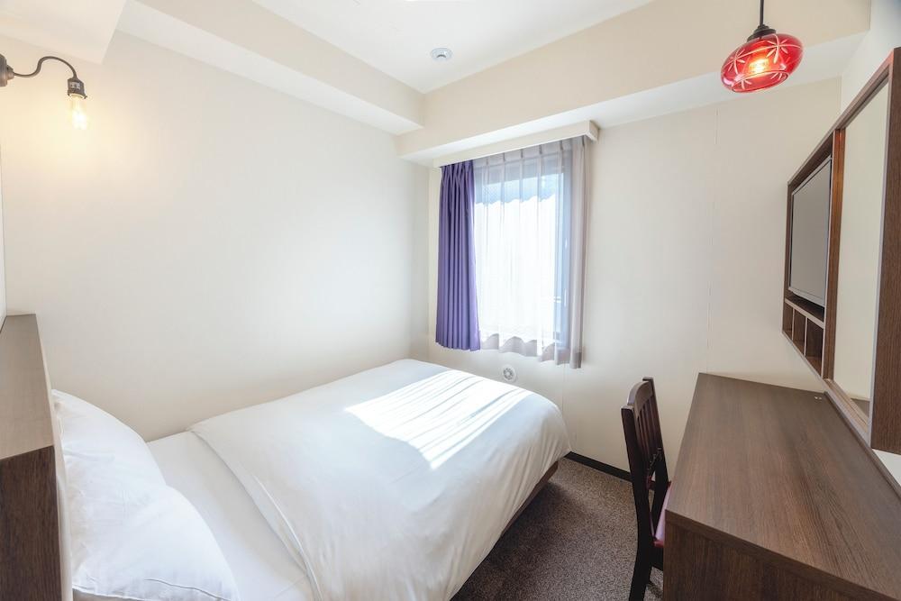 KOKO HOTEL Ikebukuro Room Type - Small Double Room, Non Smoking