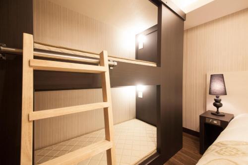 The Centurion Hotel Classic Akasaka - Tap to explore photos