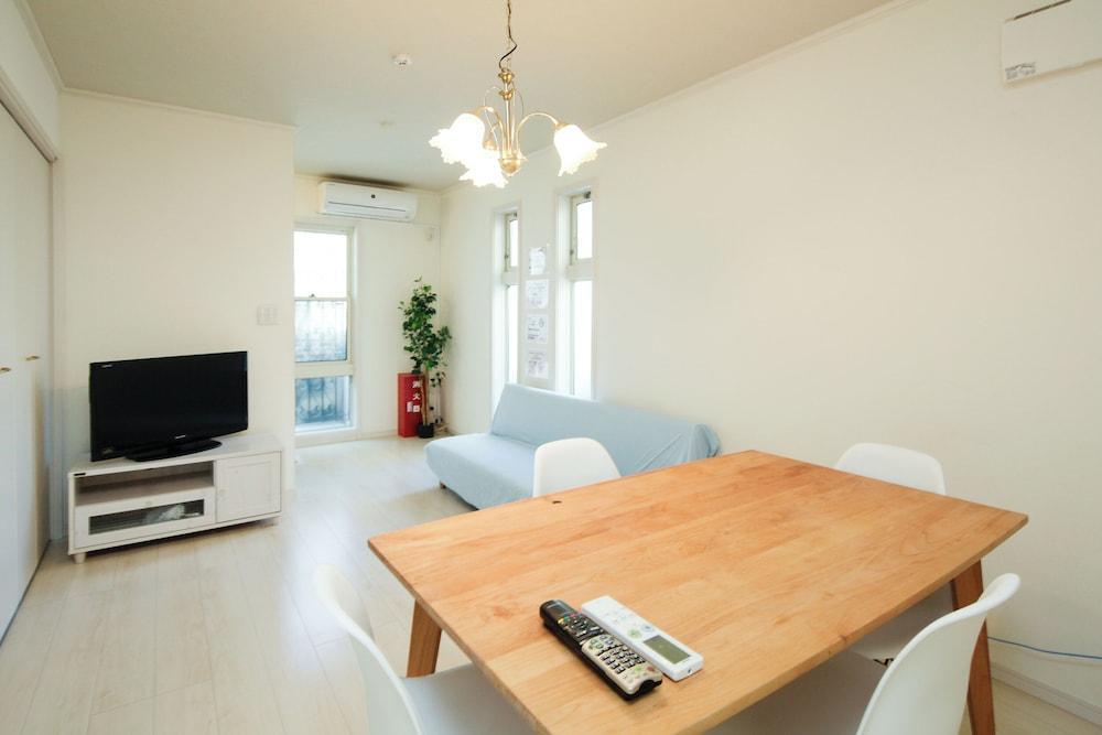 Soshigaya Apartment - Tap to explore photos
