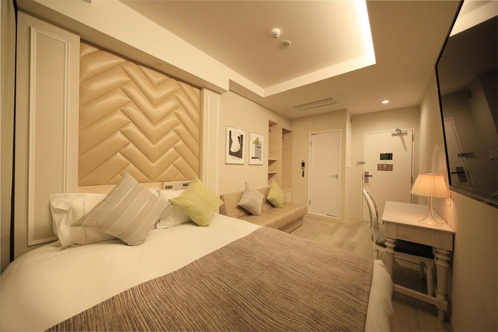 Centurion Hotel Residential Akasaka Room Type - Superior Queen Room - Non-Smoking - Annex, extra bed from 3rd adult