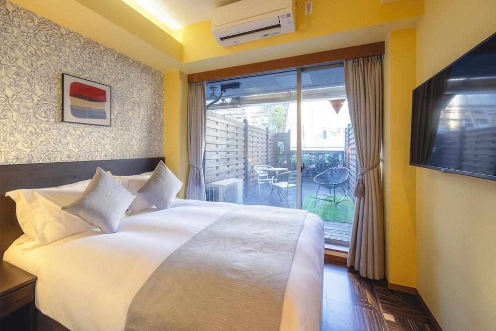 Centurion Hotel Residential Akasaka Room Type - Standard Double Room with Balcony - Non-Smoking