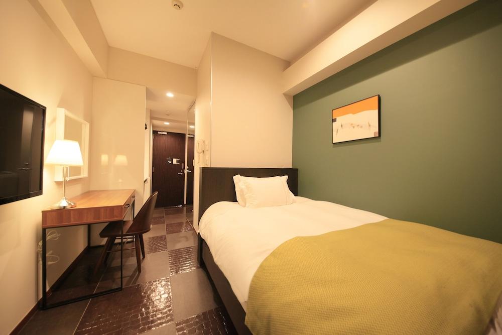 Centurion Hotel Residential Akasaka Room Type - Standard Double Room - Non Smoking Centurion Hotel Residential Akasaka Room Type - Standard Double Room - Non Smoking