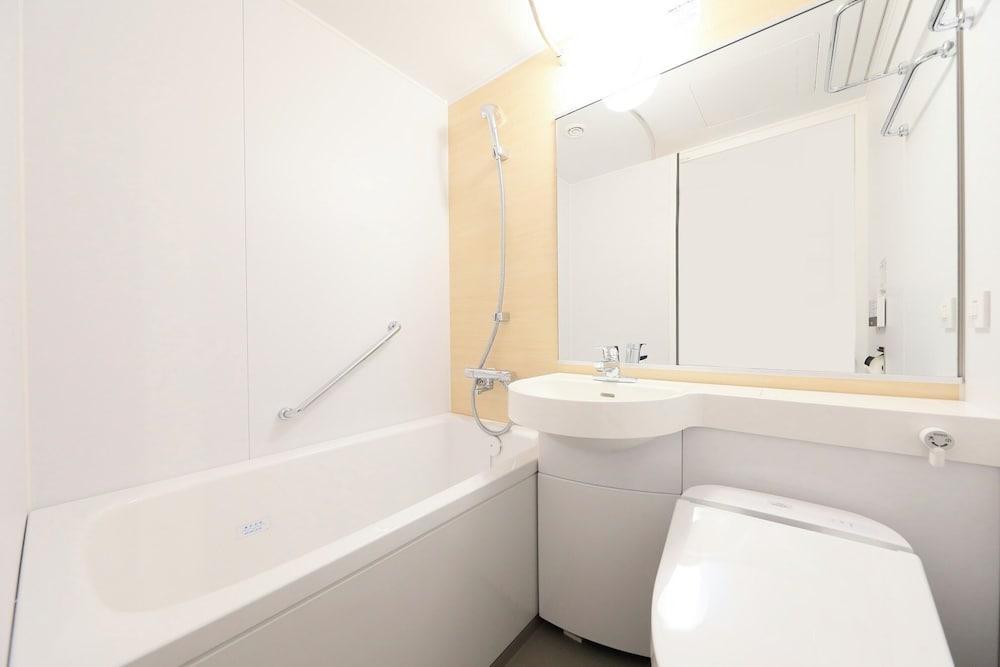 JR WEST GROUP VIA INN Prime NIHONBASHI NINGYOCHO - Tap to explore photos