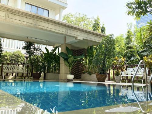 14 Place Sukhumvit Suites - SHA Plus - Tap to explore photos