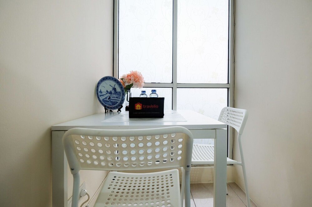 Studio Tifolia Apartment near Kelapa Gading - Tap to explore photos