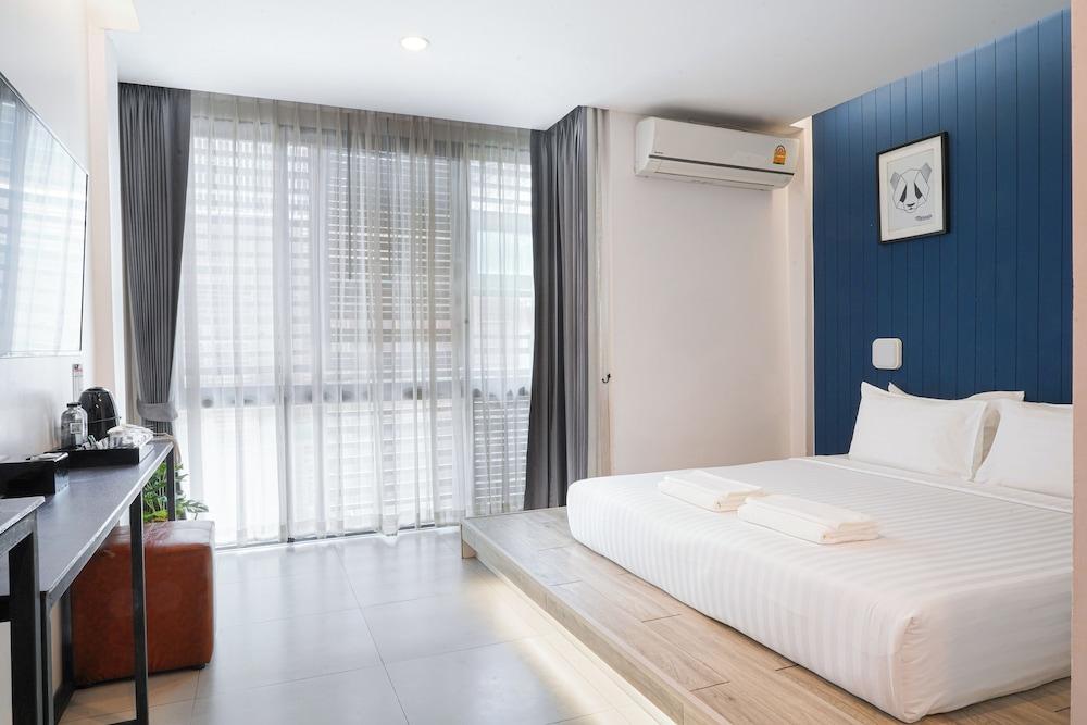 Marwin Space Hotel Room Type - Deluxe Double or Twin Room