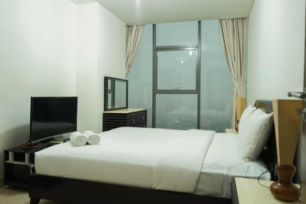 2BR with Study Room at L'Avenue Apartment