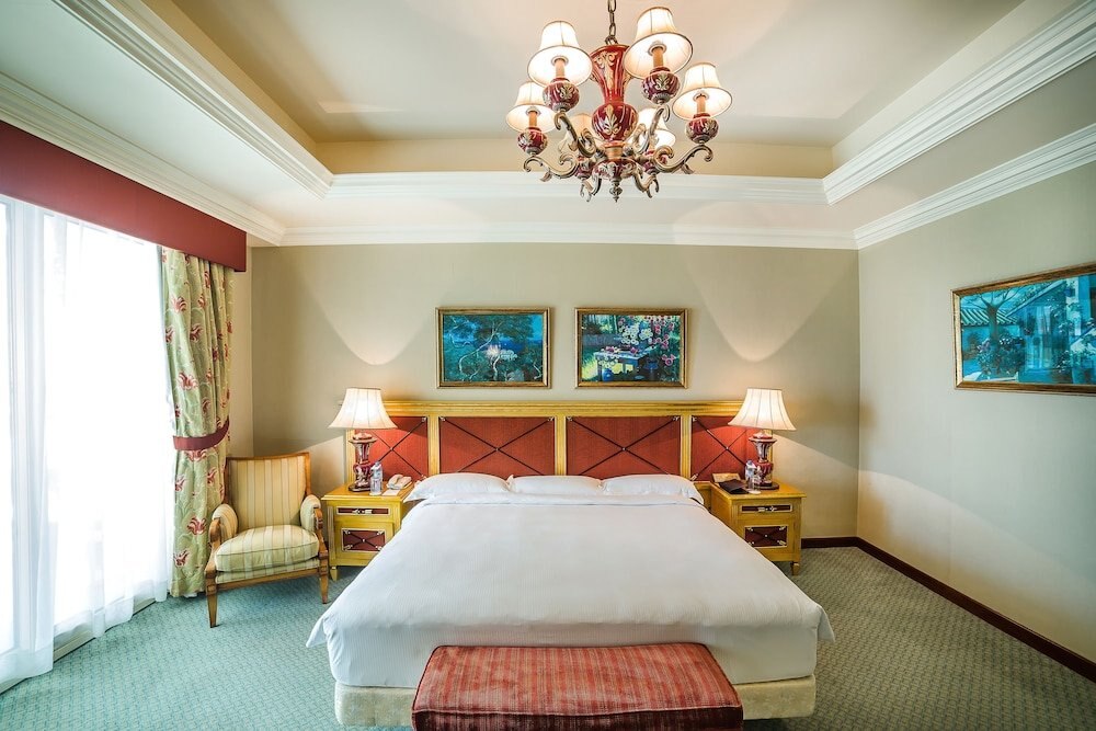 Al Raha Beach Hotel Villas, Abu Dhabi AED Al Raha Beach Hotel Villas