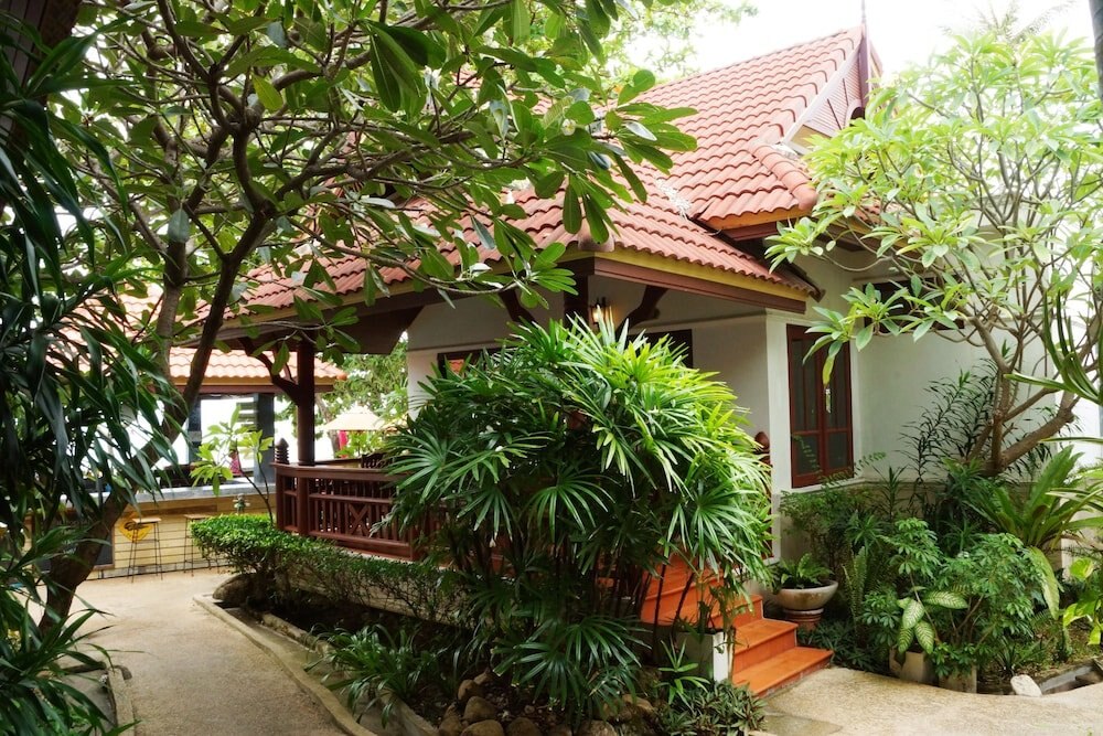 Bhundhari Chaweng Boutique Resort - Tap to explore photos