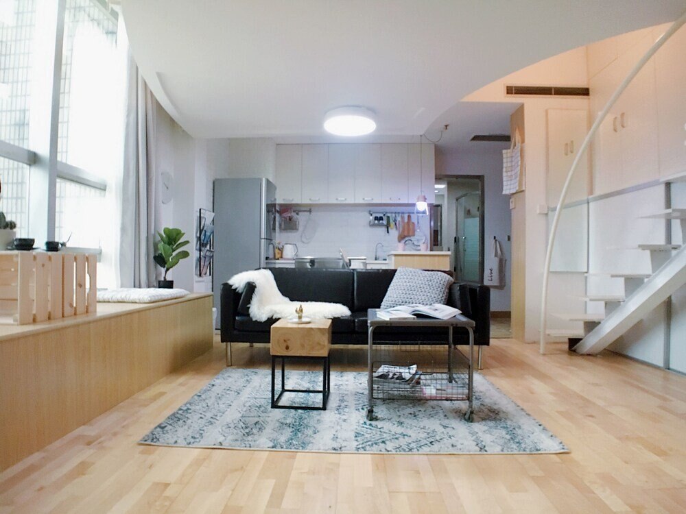 LIVE INN The Bund - Tap to explore photos