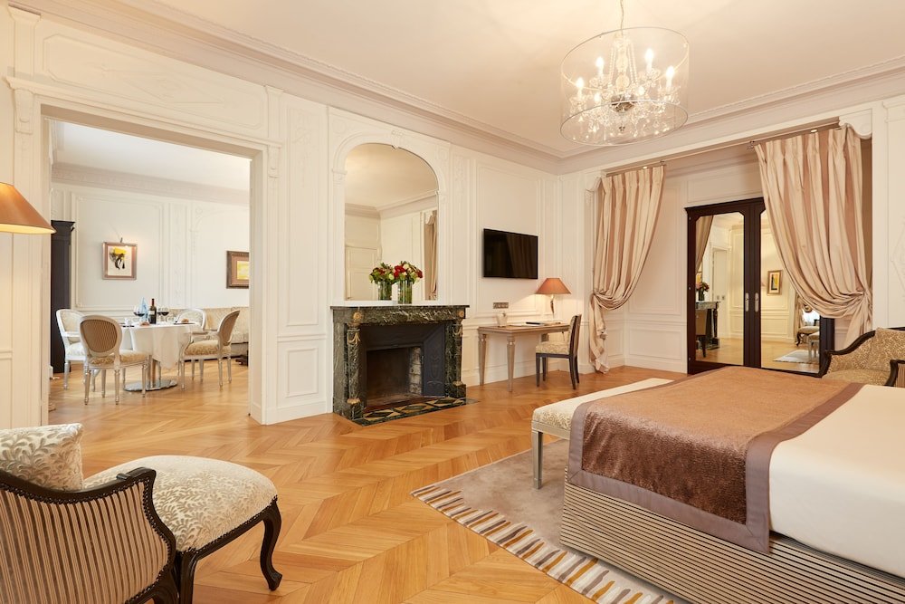 Majestic Apartments Champs Elysées Room Type - Premium Apartment, 1 Bedroom, City View