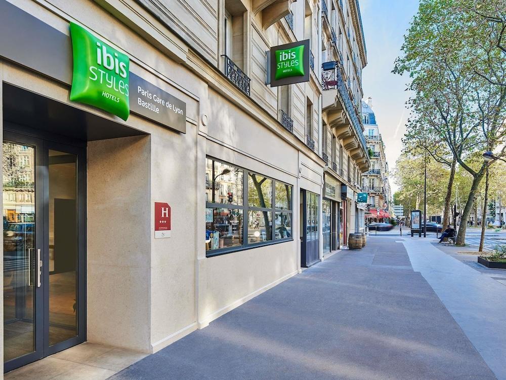 ibis Styles Paris Gare de Lyon Bastille - Tap to explore photos