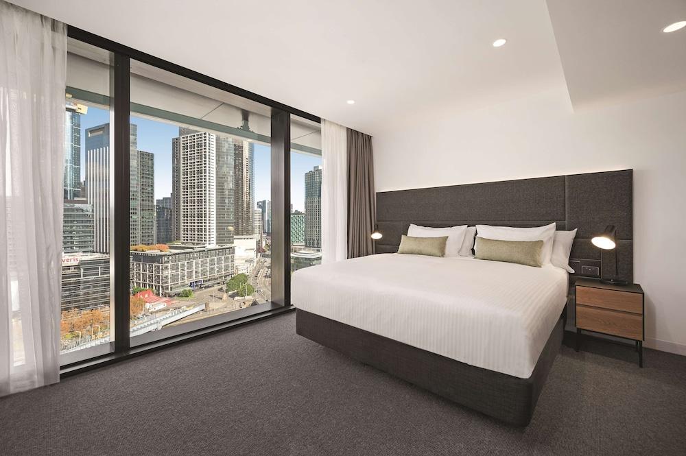 Vibe Hotel Melbourne Room Type - Yarra Riverview King