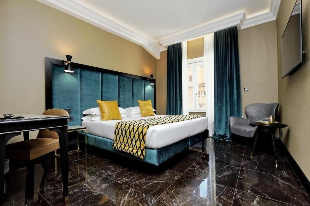 BQ HOUSE COLOSSEUM 2Luxury Rooms