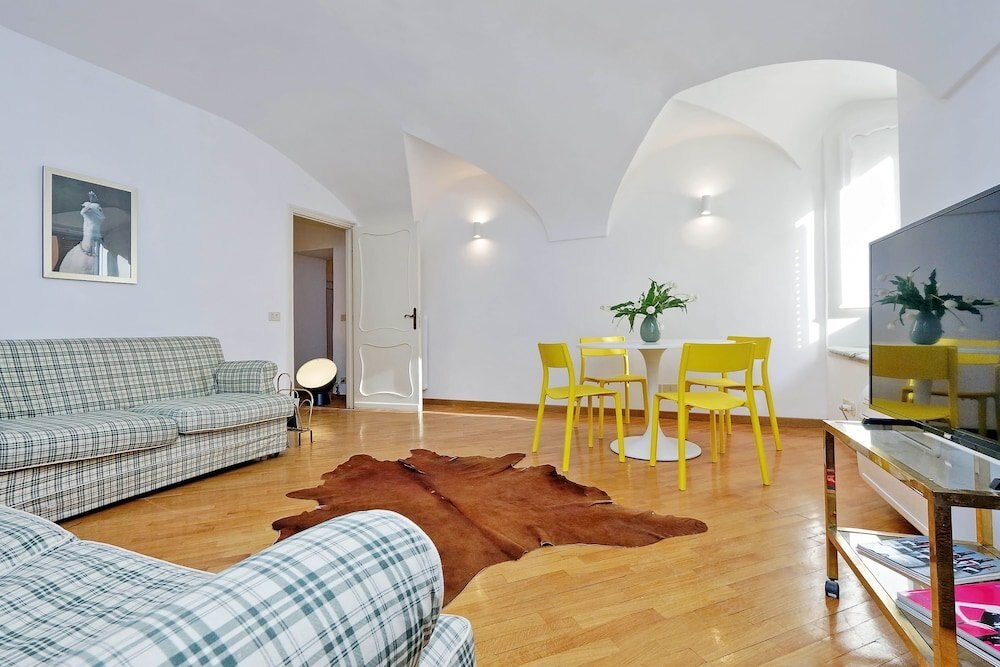 Clementina Charme - My Extra Home - Tap to explore photos