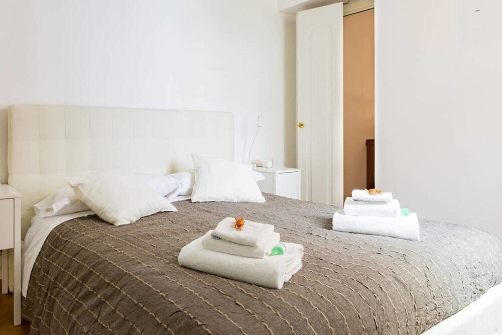 The Colosseum Suite