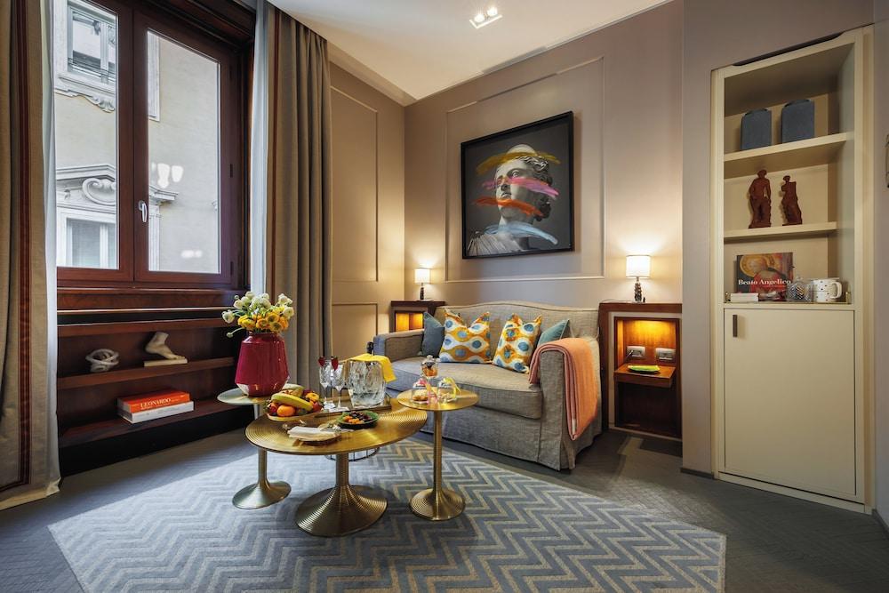 Singer Palace Hotel Roma Room Type - Two Bedroom Premier Suite Singer Palace Hotel Roma Room Type - Two Bedroom Premier Suite