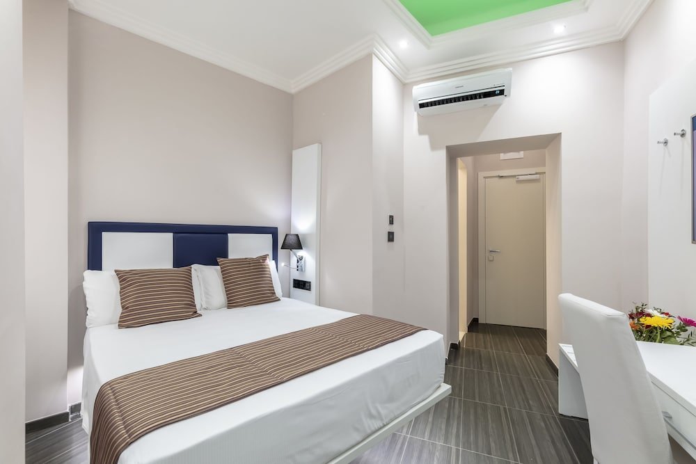 THE ONE Boutique Hotel & Private SPA Roma Room Type - Smart Double Room