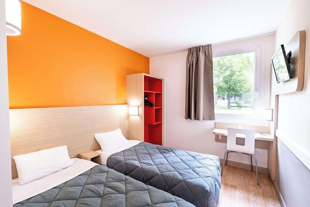 Premiere Classe Roissy - Aéroport CDG - Le Mesnil Amelot Room Type - Standard Room, 2 Twin Beds