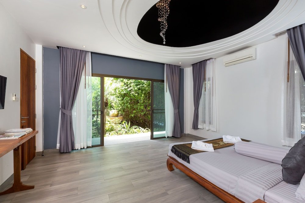 Karon Beach Pool Villa Room Type - Villa Dokkaew - 4 Bedrooms Private Pool Villa Karon Beach Pool Villa Room Type - Villa Dokkaew - 4 Bedrooms Private Pool Villa