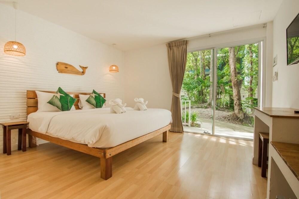 Whalecome Aonang Resort Room Type - Deluxe Double Room