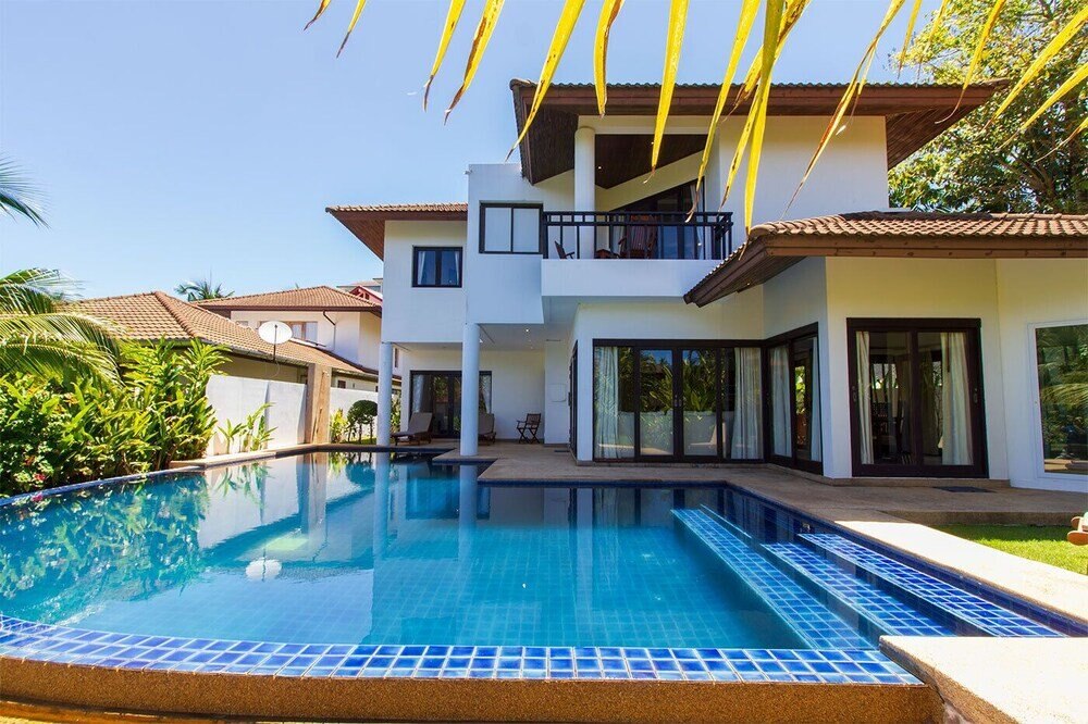Surin Springs Villa by Alexanders - Tap to explore photos