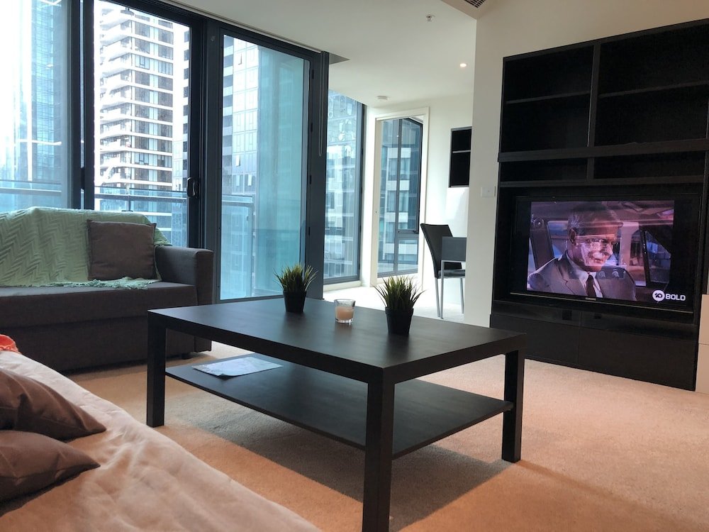 ReadySet Apartments Southbank One - Tap to explore photos