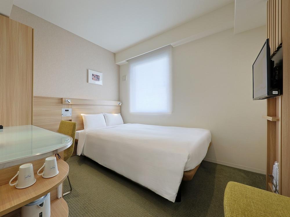Keio Presso Inn Hamamatsucho - Tap to explore photos
