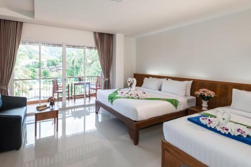 Baan Vanida Garden Resort - Tap to explore photos