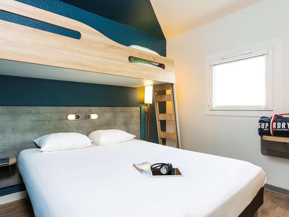 ibis budget Paris Porte d'Italie Est - Tap to explore photos