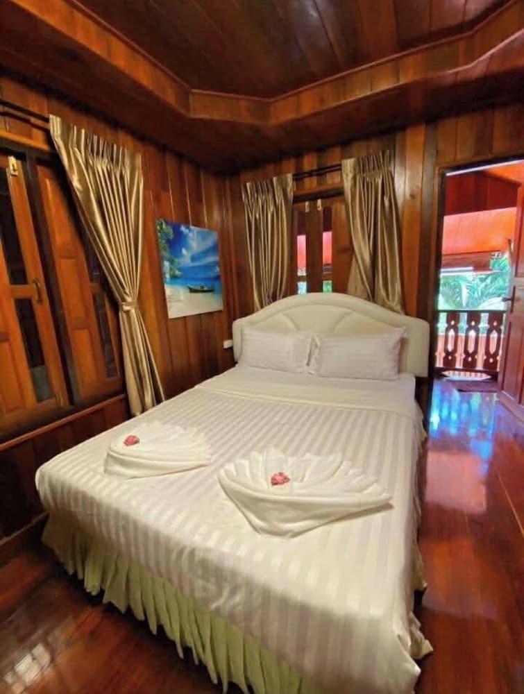 Ruan Mai Naiyang Beach Resort Room Type - Basic Room, Tower