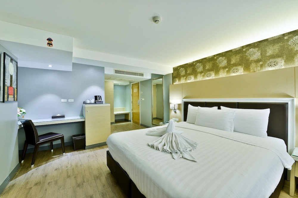 Prestige Suites Nana Room Type - Executive King