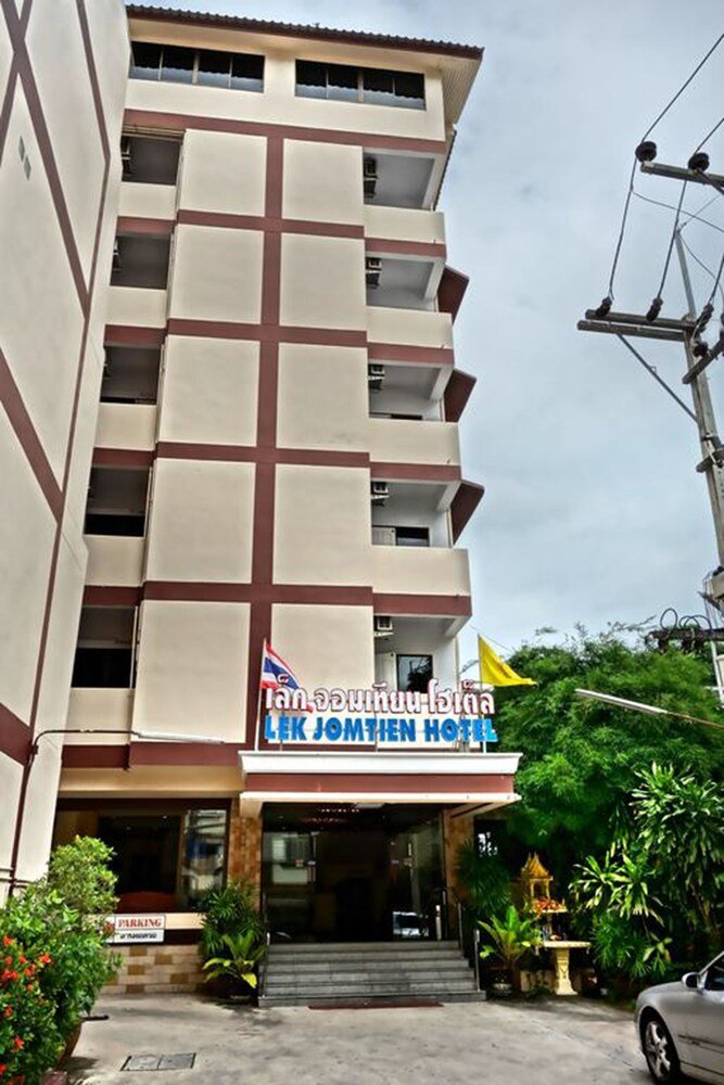 LEK Jomtien Hotel - Tap to explore photos