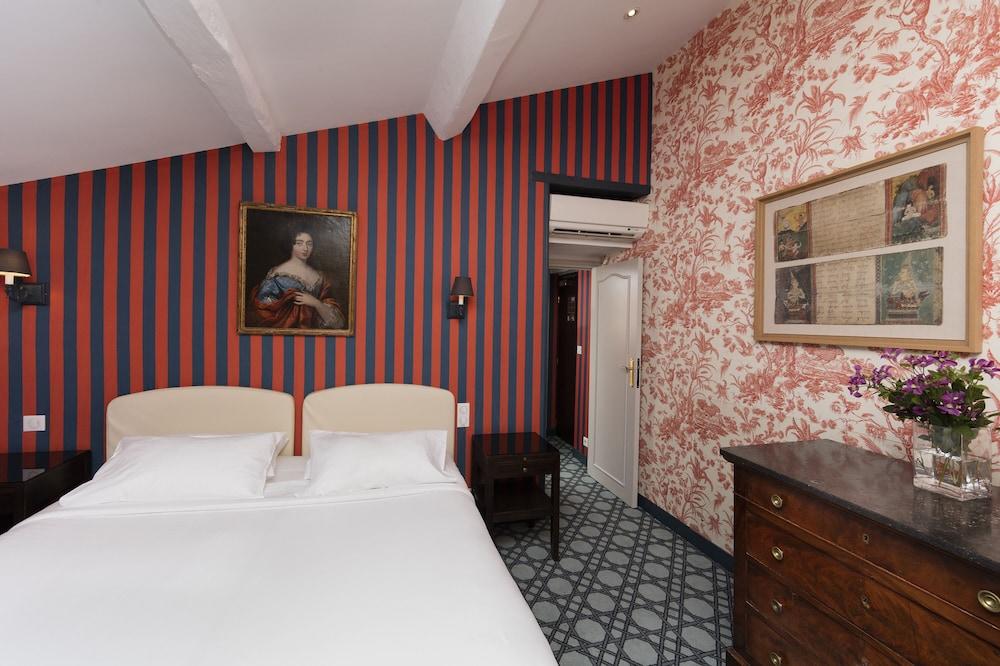 Hotel Saint Germain Room Type - Superior Room