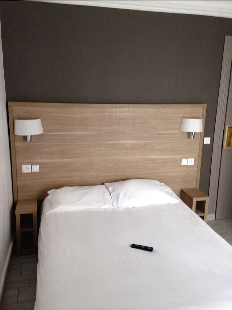 Hotel Montana Paris Lafayette Room Type - Classic Double Room