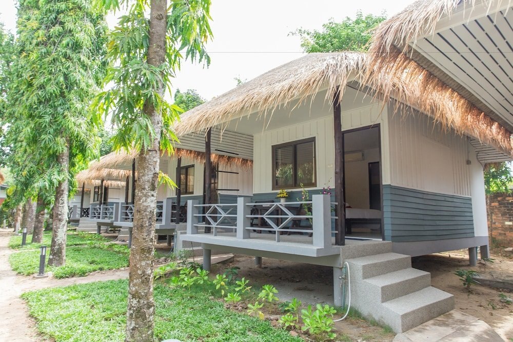 Adarin Beach Resort Room Type - Superior Garden Cottage