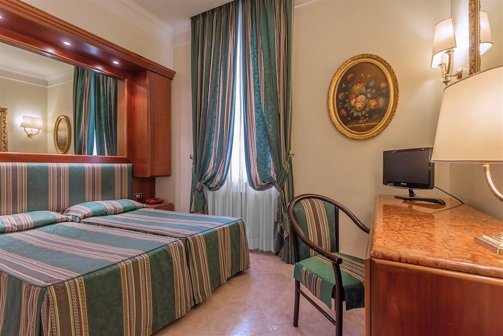 Raeli Hotel Luce Room Type - Standard Room