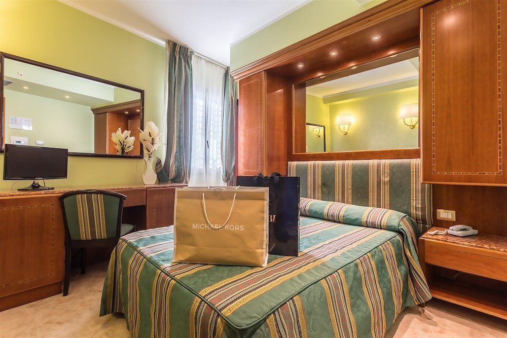 Raeli Hotel Siracusa Room Type - Economy Room