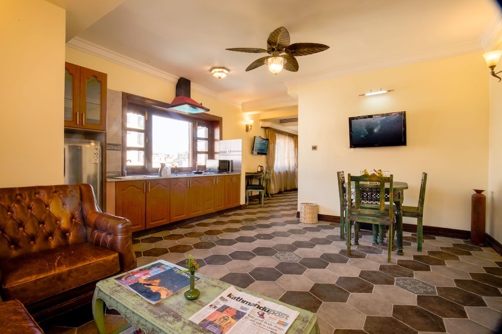 Heritage Hotel Suites and Spa Room Type - Deluxe Suite, Non Smoking, Bathtub