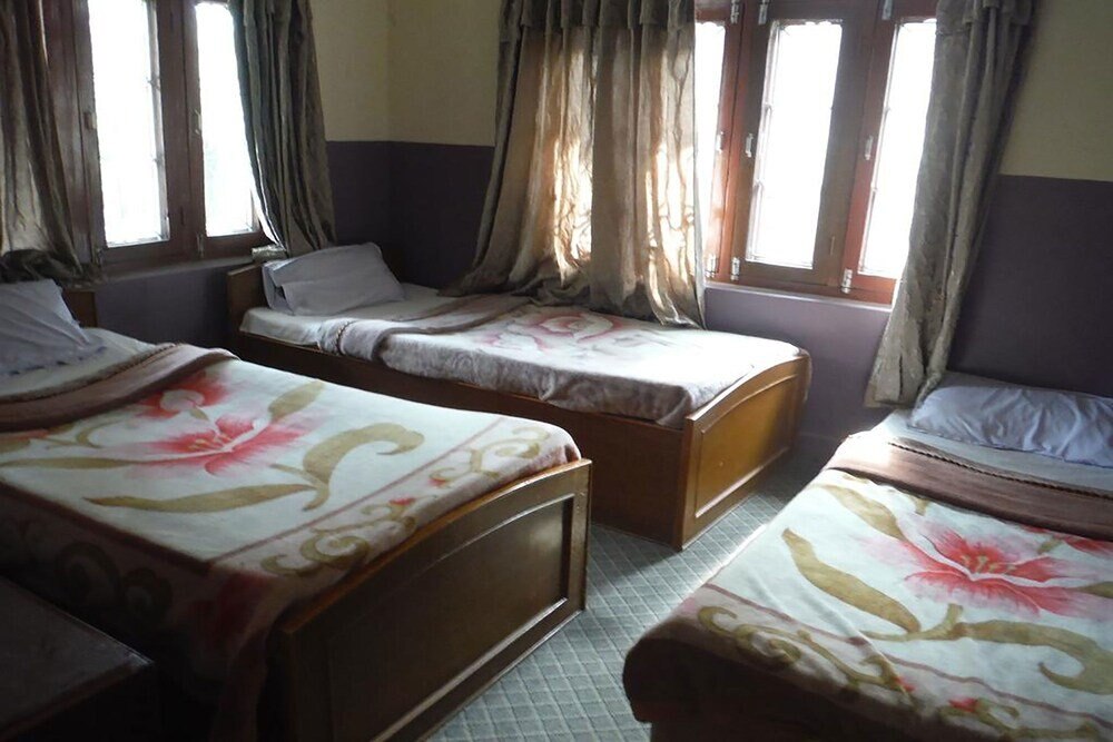 Hotel UNI Pokhara - Tap to explore photos