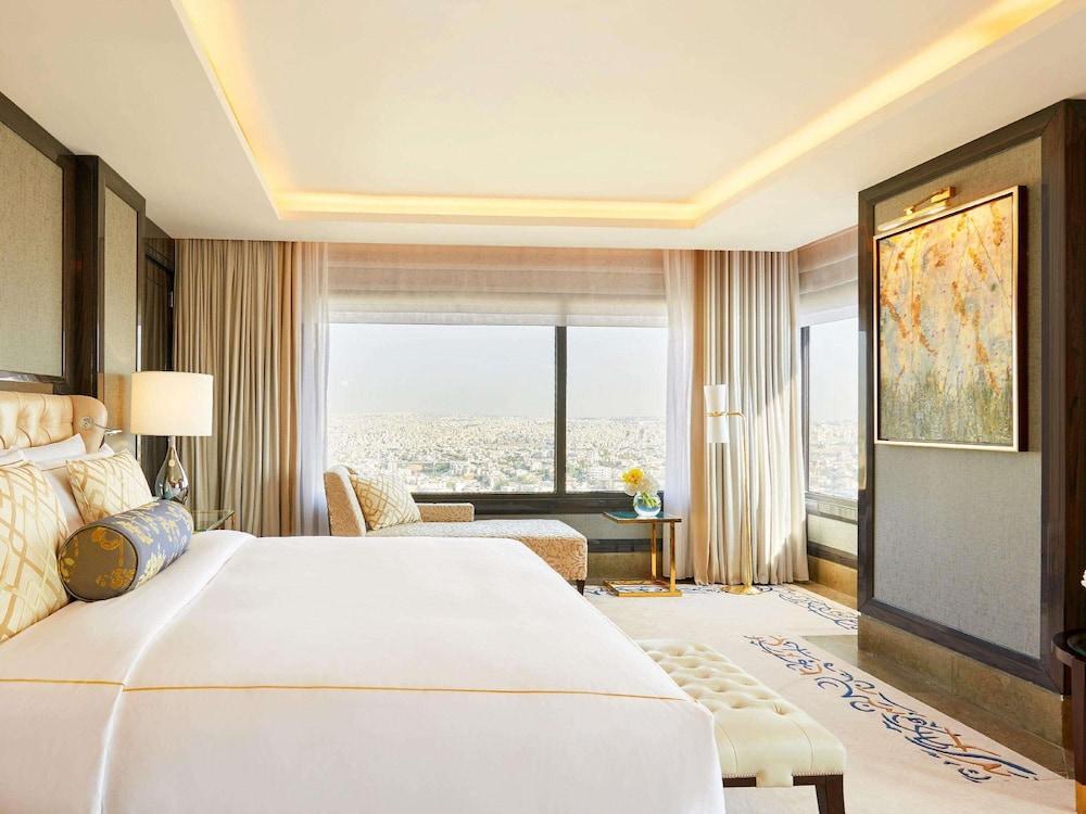 Fairmont Amman Room Type - Royal Amman Suite