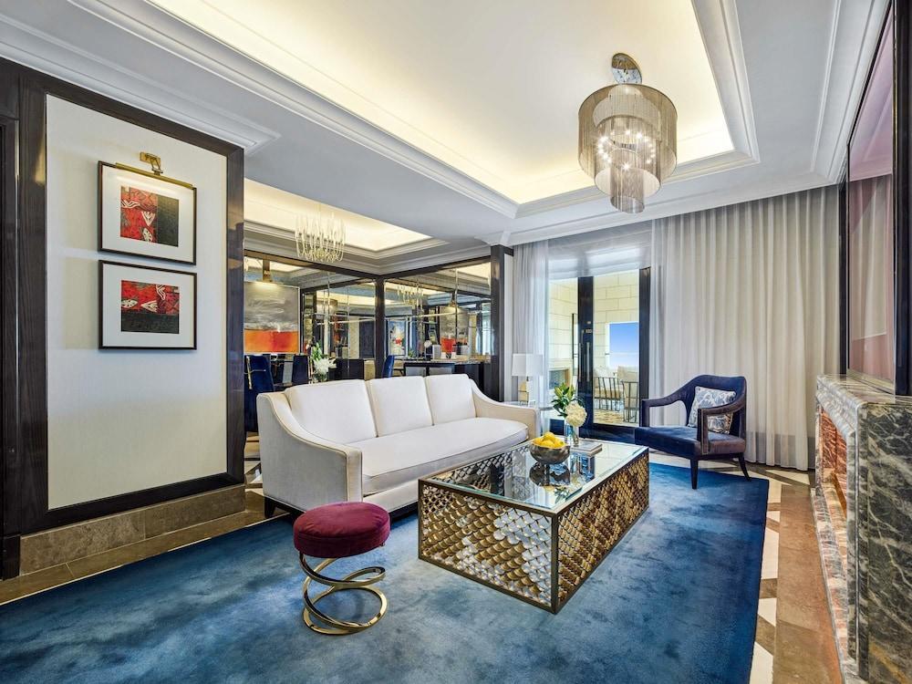 Fairmont Amman Room Type - Presidential Signature Suite Fairmont Amman Room Type - Presidential Signature Suite