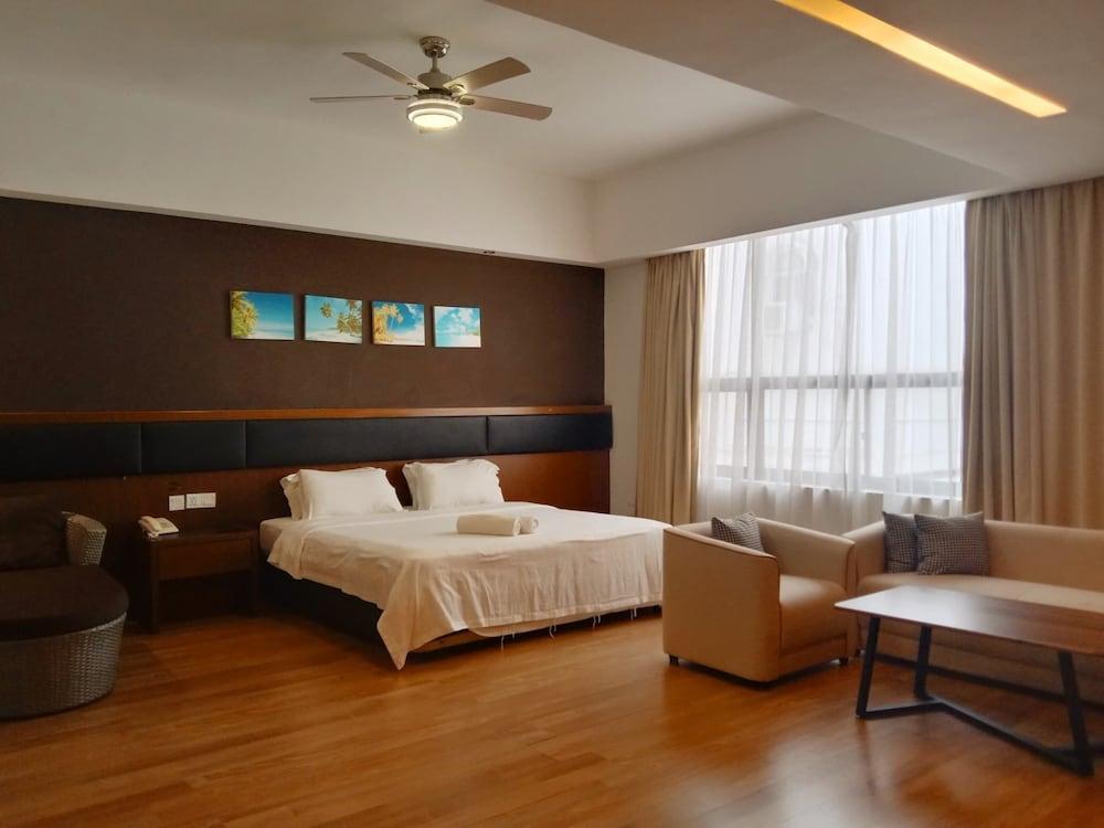 Hotel Langkasuka Room Type - Premium Deluxe Room