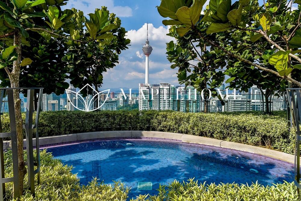 The Robertson Kuala Lumpur - Tap to explore photos