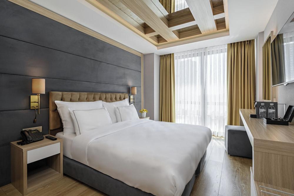 Gleam Bomonti Hotel Room Type - Superior Double Room