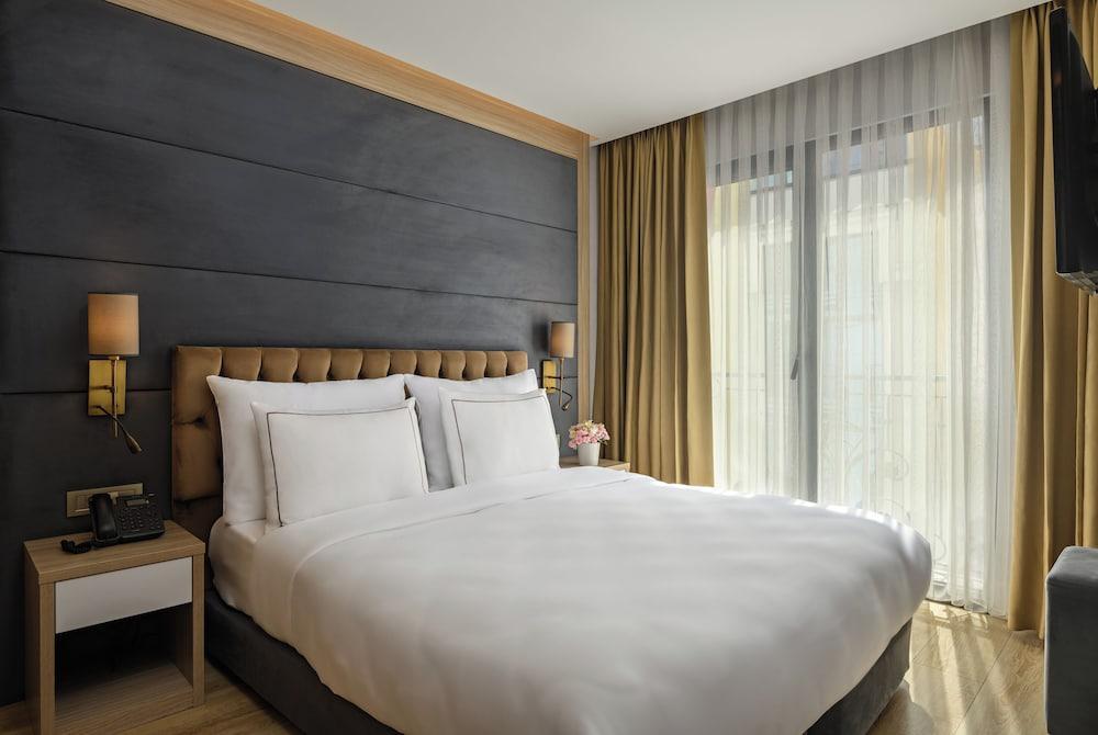 Gleam Bomonti Hotel Room Type - Standard Double Room