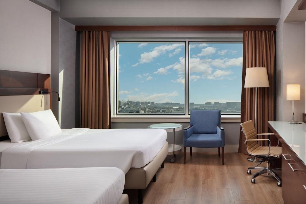 Delta Hotels Istanbul West Room Type - Deluxe Room, 2 Twin Beds