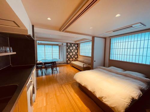Nplus Tokyo Akihabara Premium